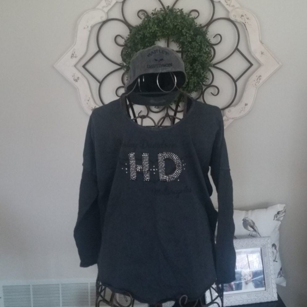 Women’s Harley-Davidson sweatshirt